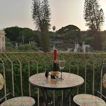 アパート Penthouse View Bellini With Elevator- Attico Bellini カターニア